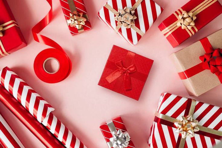 Empowering Christmas Gifts and Tips for Super Moms